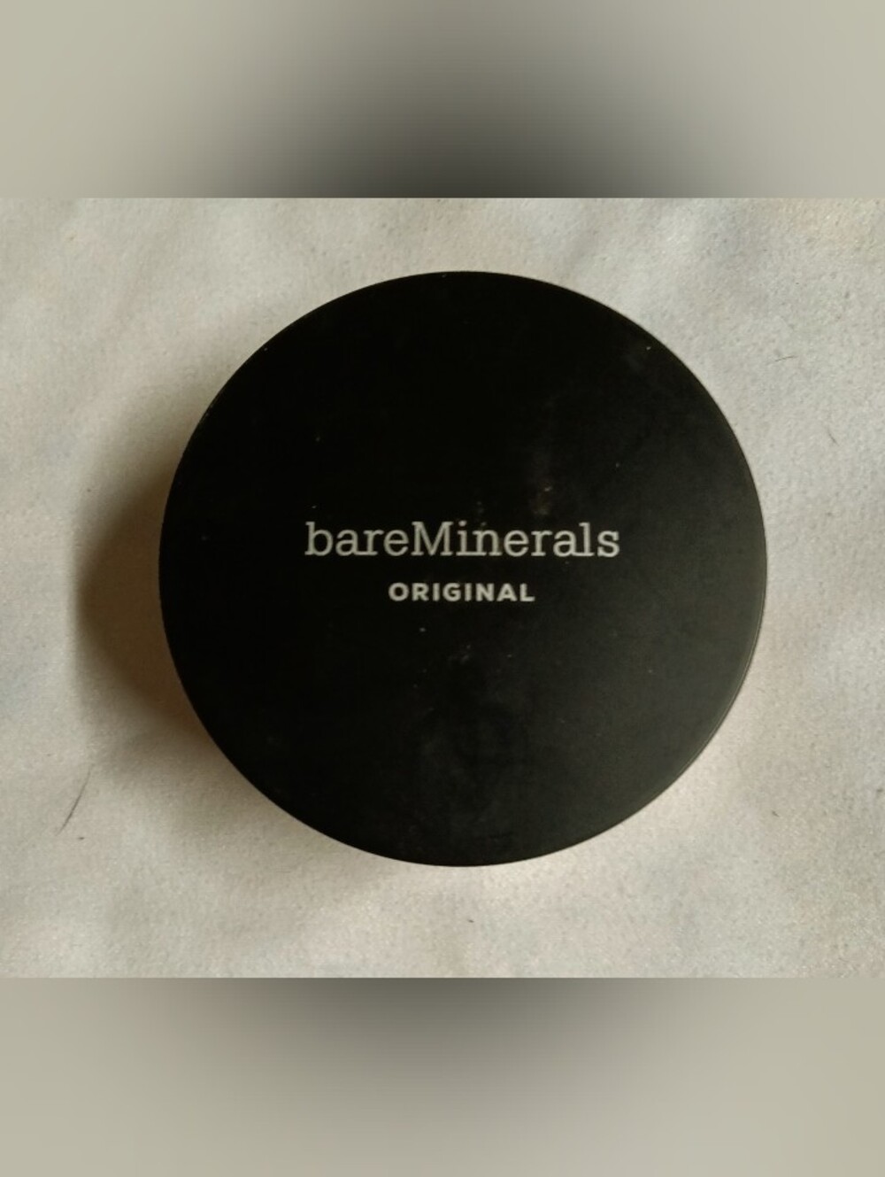 new and sealed Bare Minerals loose powder